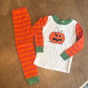 Hanna Snoopy Halloween PJs